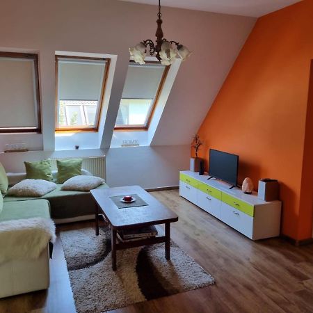 Tudor Apartman Szeged Bagian luar foto