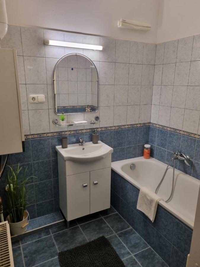 Tudor Apartman Szeged Bagian luar foto